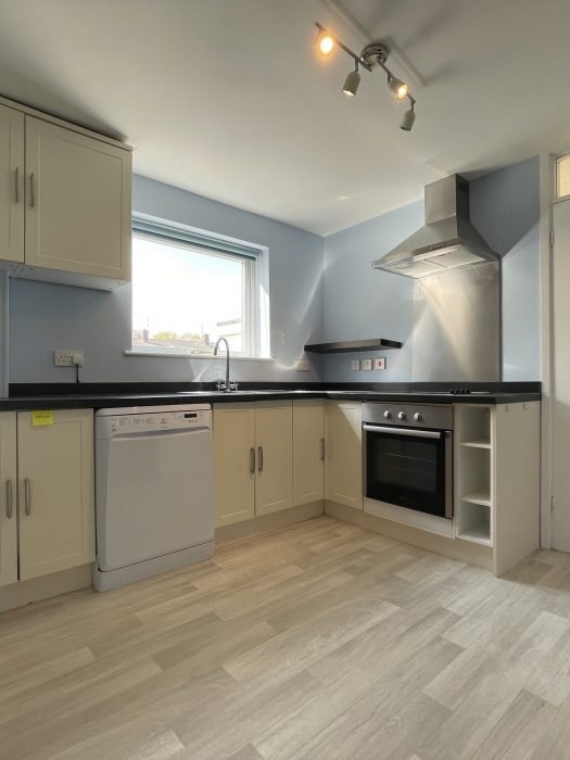 Photo 23-04-2022, 11 10 08 Photo 23-04-2022, 11 10 08