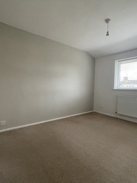 11 Whitehead Walk (13) 11 Whitehead Walk (13)